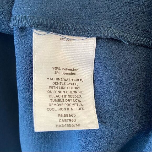 Nwt-halogen Button Back Long Sleeve Blouse (Size:Medium) - Picture 10 of 12